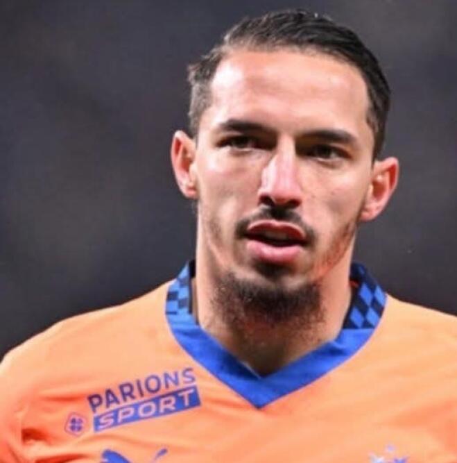 وضعية بن ناصر مع ميلان تتعقد و هذه هي الوجهات المحتملة !