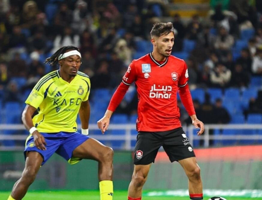 شبيبة القبائل| زينباور يوصي بضم يوسري بوزوك