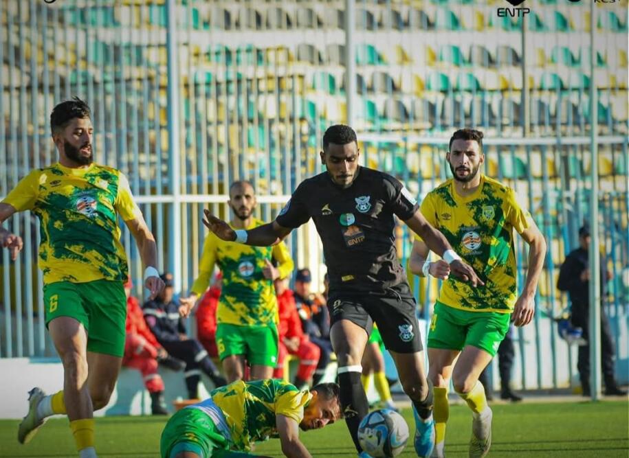 النادي الرياضي القسنطيني | الخضورة تنهار في بشار