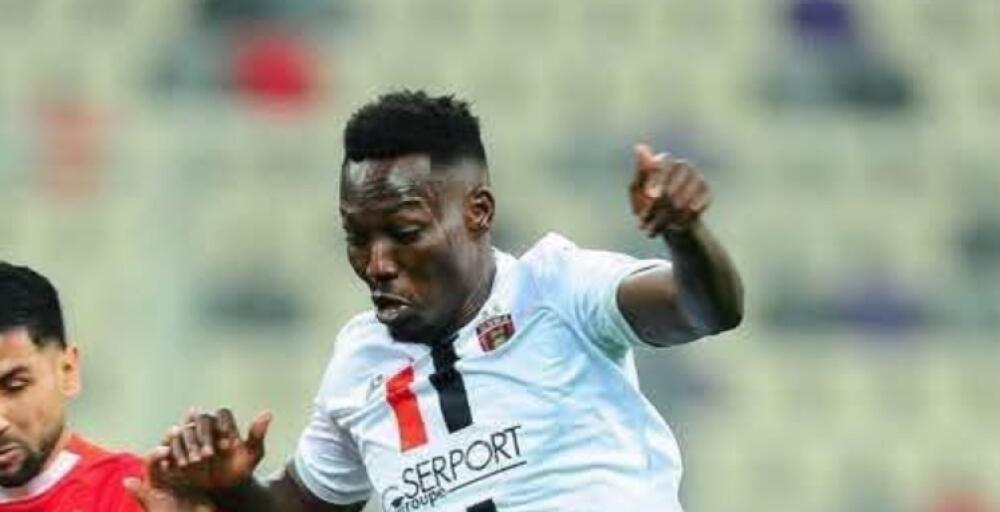 إتحاد العاصمة | الإدارة تنجح في فسخ عقد لاعب آخر !