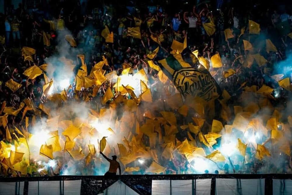 الأجواء الجميلة التي صنعها أنصار شبيبة القبائل في مباراة مولودية البيض