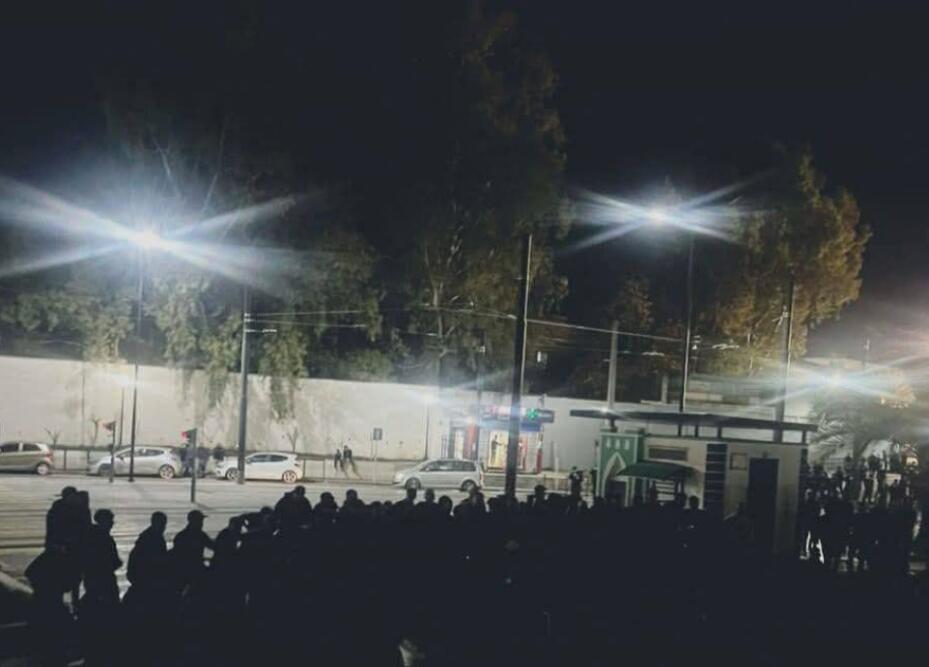 النادي الرياضي القسنطيني | قسنطينة تغلي و السنافر بشعار " الموس لحق للعظم "